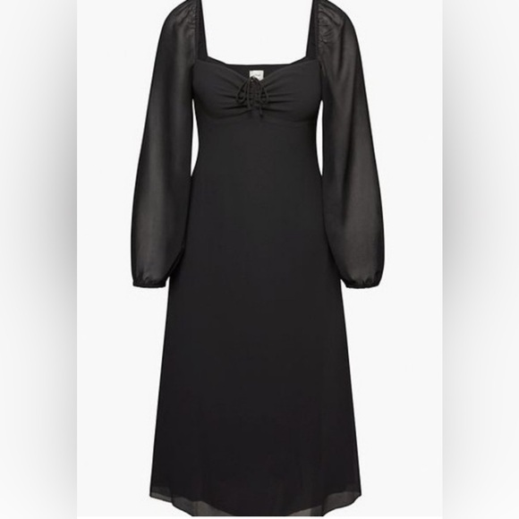 Aritzia Dresses & Skirts - Aritzia Jacqueline Dress